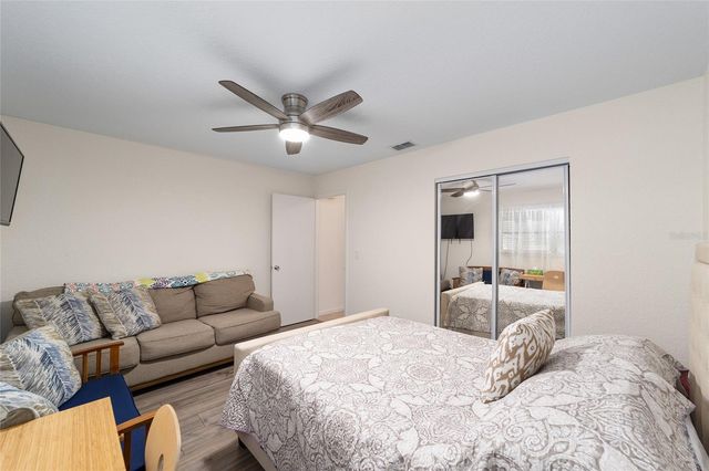 8677 SW 95TH LANE E, Ocala, FL 34481