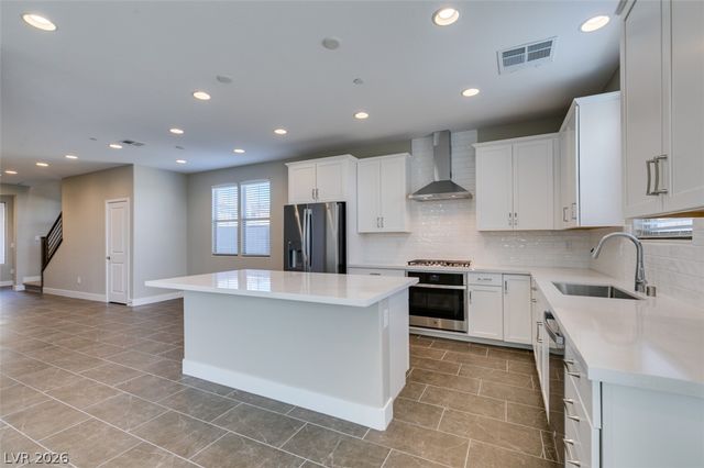 11803 River Hawk Avenue, Las Vegas, NV 89138