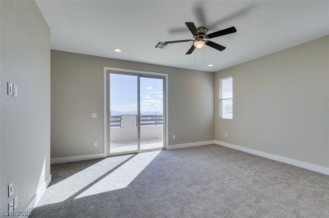 11803 River Hawk Avenue, Las Vegas, NV 89138