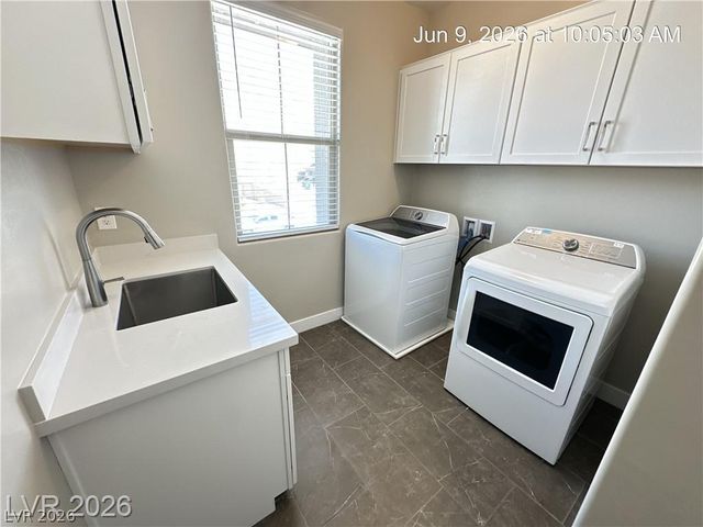 11803 River Hawk Avenue, Las Vegas, NV 89138