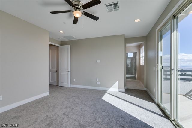 11803 River Hawk Avenue, Las Vegas, NV 89138