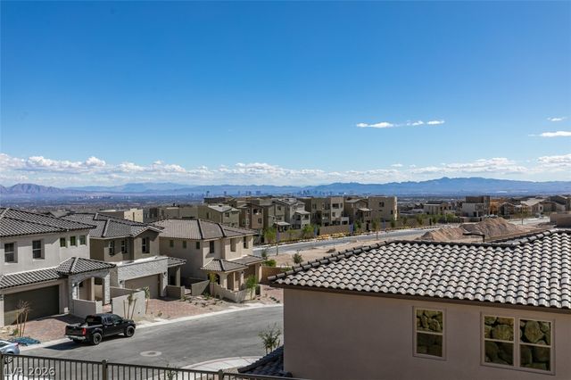 11803 River Hawk Avenue, Las Vegas, NV 89138