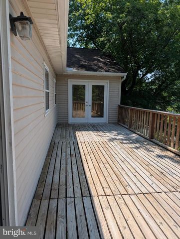 413 JENNIFER DR, New Cumberland, PA 17070