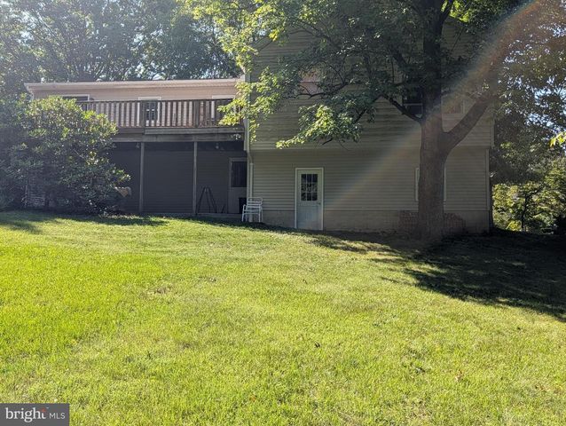 413 JENNIFER DR, New Cumberland, PA 17070
