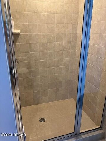 2801 S Ridgewood Ave Unit 807, South Daytona, FL 32119