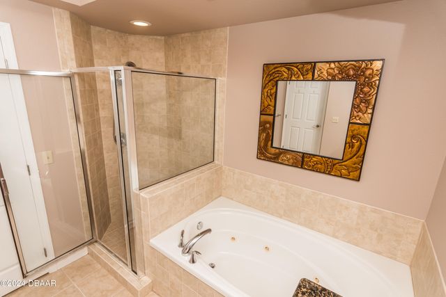 2801 S Ridgewood Ave Unit 807, South Daytona, FL 32119