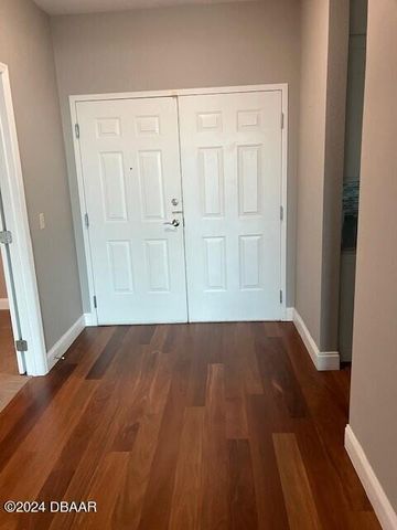 2801 S Ridgewood Ave Unit 807, South Daytona, FL 32119