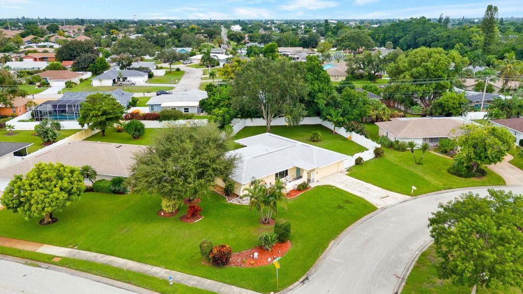 6806 21ST AVENUE TERRACE W, BRADENTON, FL 34209 — photo 3