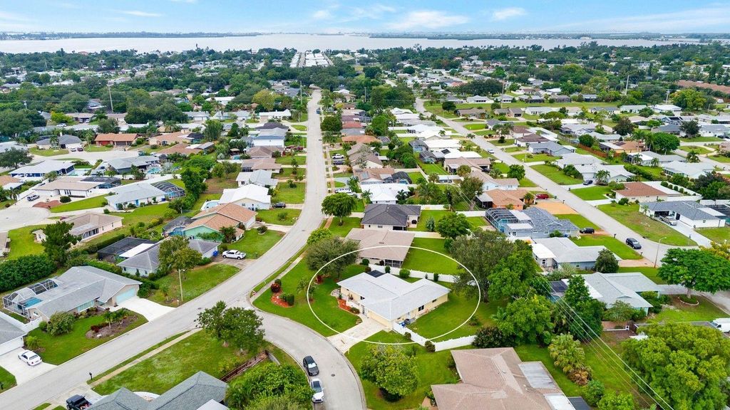 6806 21ST AVENUE TERRACE W, BRADENTON, FL 34209 — photo 5