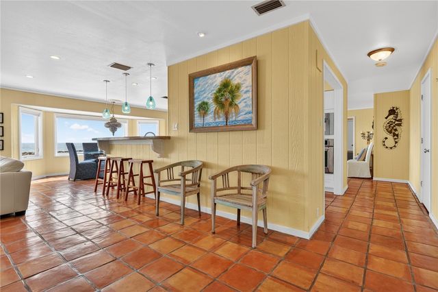 2 Paisano Lane, Rockport, TX 78382