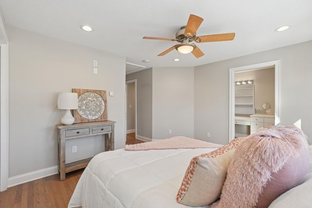 3249 Fremont Avenue S, Minneapolis, MN 55408