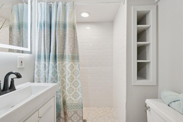 3249 Fremont Avenue S, Minneapolis, MN 55408