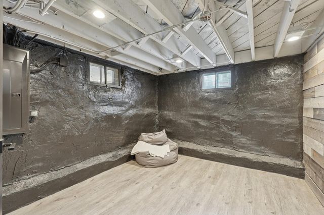 3249 Fremont Avenue S, Minneapolis, MN 55408