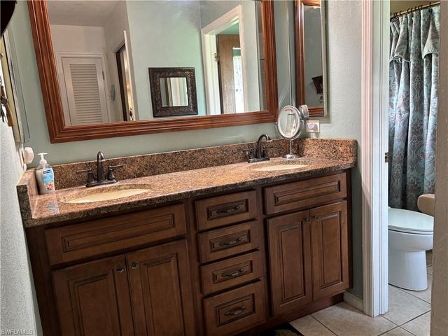 5858 Wild Fig LN, Fort Myers, FL 33919