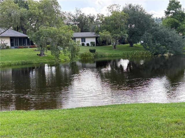 5858 Wild Fig LN, Fort Myers, FL 33919