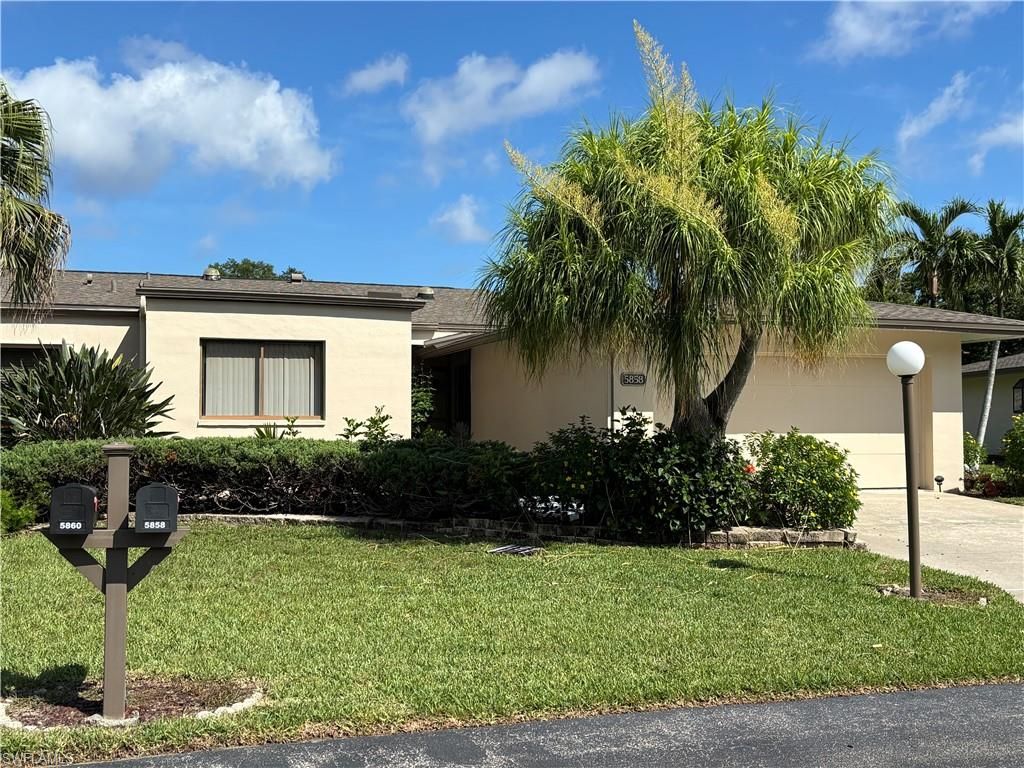 5858 Wild Fig LN, Fort Myers, FL 33919