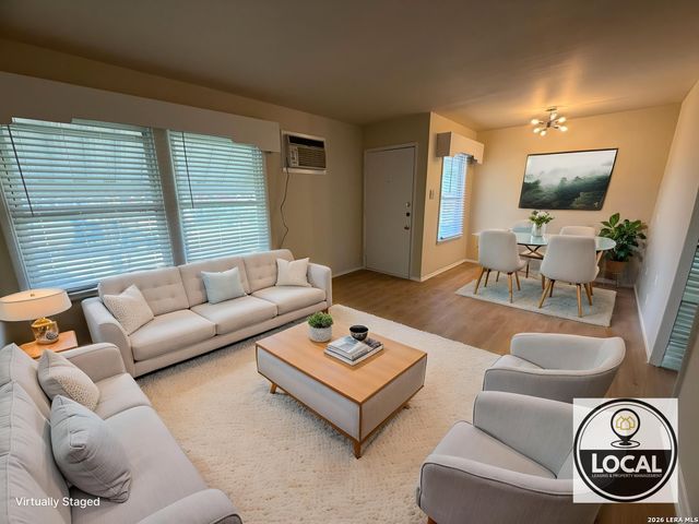 327 Blakeley Dr, San Antonio, TX 78209