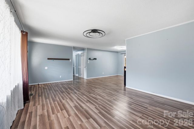 2300 Brookwood Road, Lincolnton, NC 28092