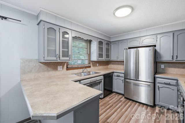2300 Brookwood Road, Lincolnton, NC 28092