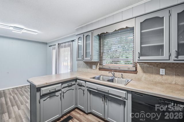 2300 Brookwood Road, Lincolnton, NC 28092
