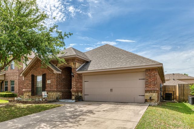 4945 Wild Oats Drive, Fort Worth, TX 76179