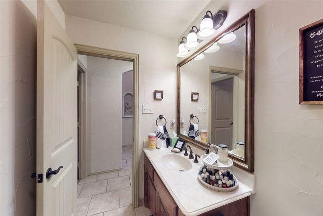 4945 Wild Oats Drive, Fort Worth, TX 76179