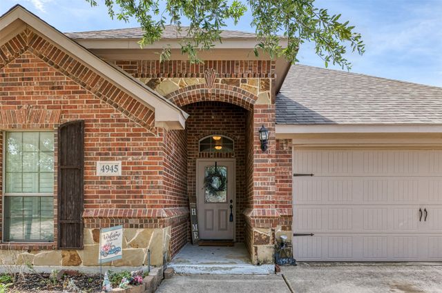 4945 Wild Oats Drive, Fort Worth, TX 76179
