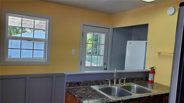 605 E Nettleton Avenue, Independence, MO 64050