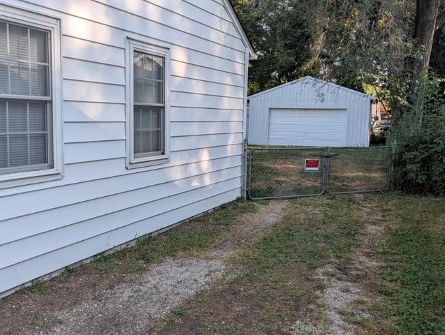 605 E Nettleton Avenue, Independence, MO 64050