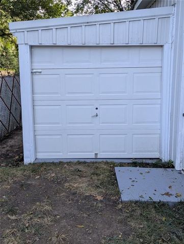 605 E Nettleton Avenue, Independence, MO 64050