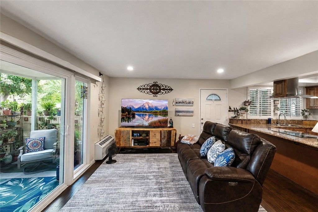 15 Via Castilla B, Laguna Woods, CA 92637 — photo 5