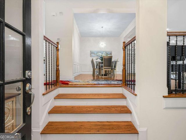 1207 New Haven Court, Roswell, GA 30075