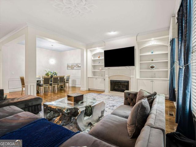 1207 New Haven Court, Roswell, GA 30075