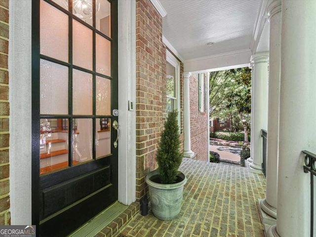 1207 New Haven Court, Roswell, GA 30075