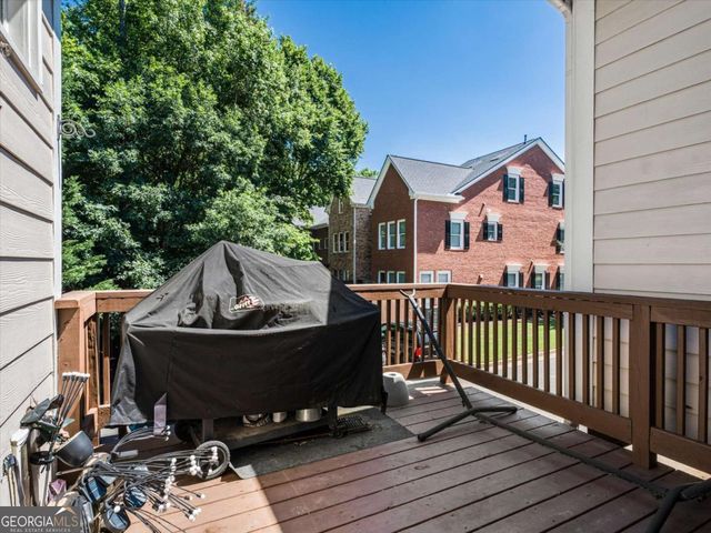 1207 New Haven Court, Roswell, GA 30075