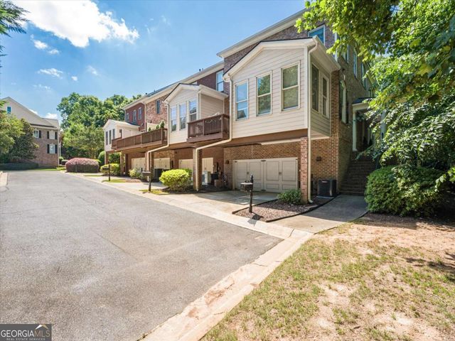 1207 New Haven Court, Roswell, GA 30075