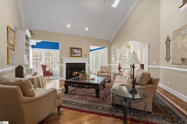 26 Oaklynn Court, Simpsonville, SC 29680