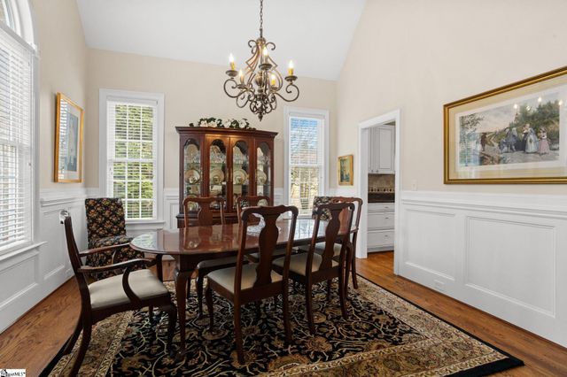 26 Oaklynn Court, Simpsonville, SC 29680