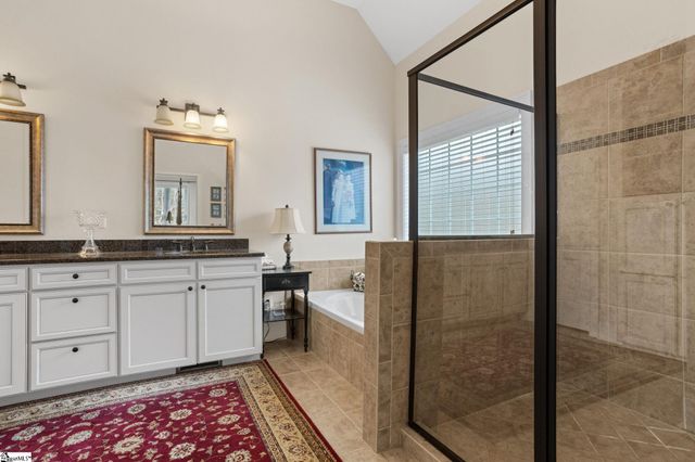 26 Oaklynn Court, Simpsonville, SC 29680