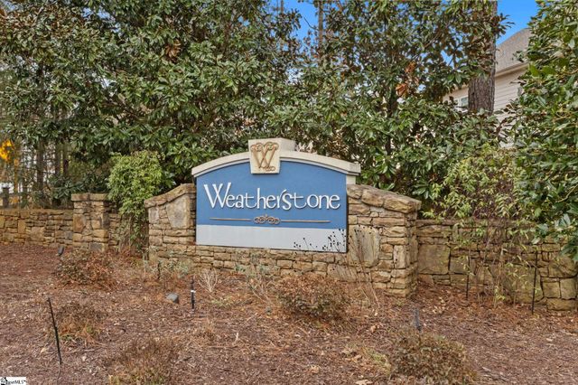 26 Oaklynn Court, Simpsonville, SC 29680