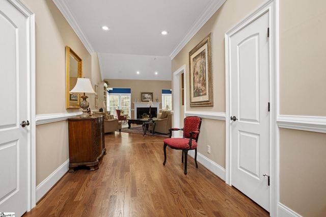 26 Oaklynn Court, Simpsonville, SC 29680