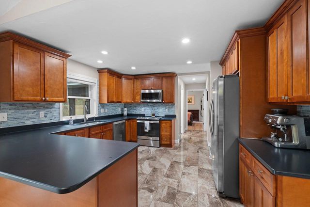 3003 OPEN GATE TRAIL, Green Bay, WI 54313