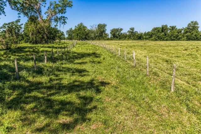 20755 Holle Lane, Washington, TX 77880