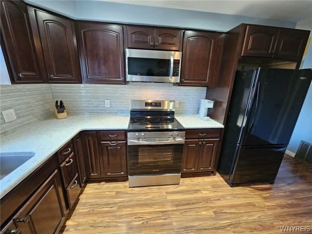 1050 Reserve Road 3, West Seneca, NY 14224