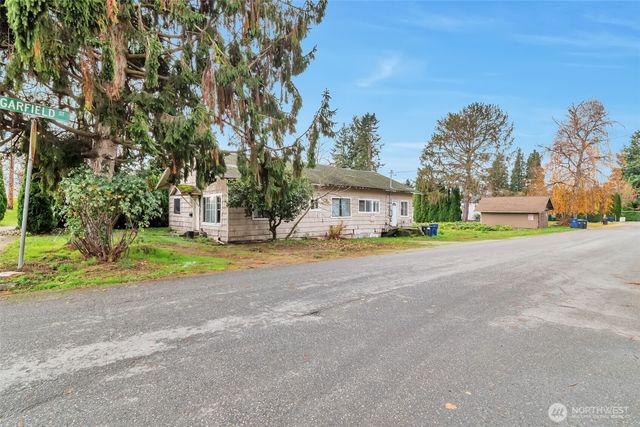 303 S Baker Street, Mount Vernon, WA 98273