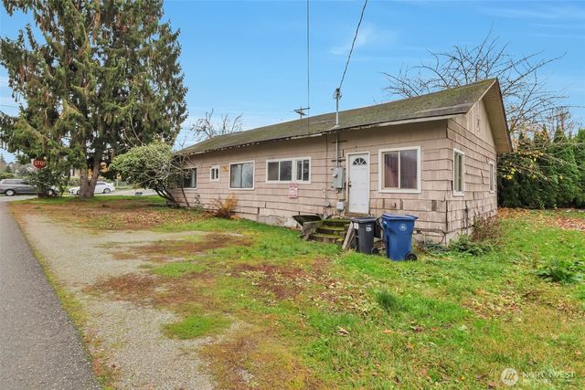 303 S Baker Street, Mount Vernon, WA 98273