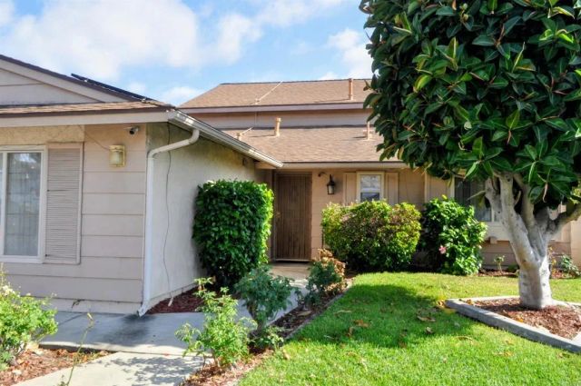 5851 Division Street, San Diego, CA 92114