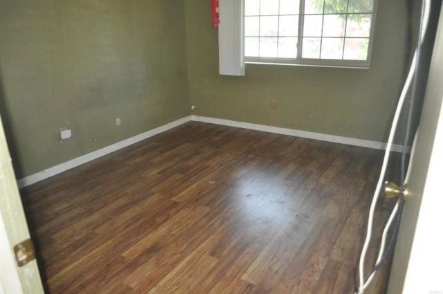 5851 Division Street, San Diego, CA 92114