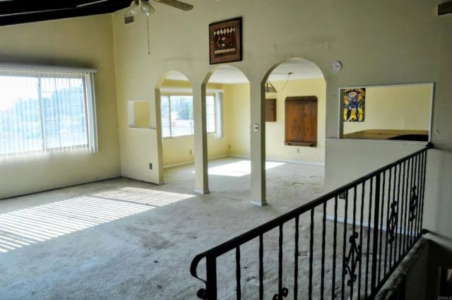 5851 Division Street, San Diego, CA 92114