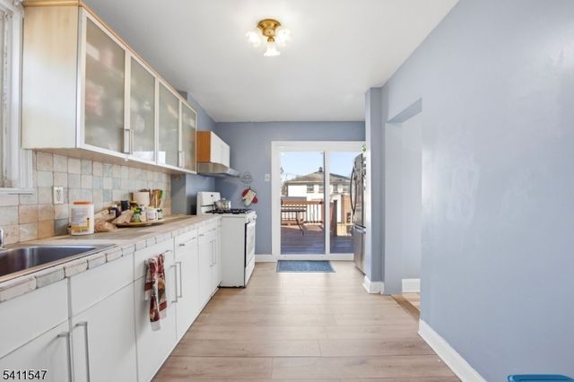 111 Sheridan Ave, Roselle Boro, NJ 07203